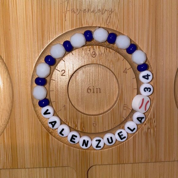 Dodgers Fernando Valenzuela Bracelet - Picture 1 of 2